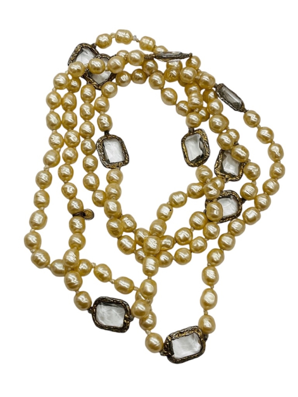 CHANEL VINTAGE 1981 CLEAR JUMBO CRYSTAL STATION AND PEARL LONG STRAND SAUTOIR NE - Picture 3 of 11